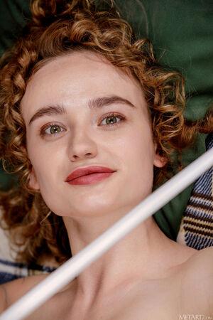 Original 3200 px/ 4800 px