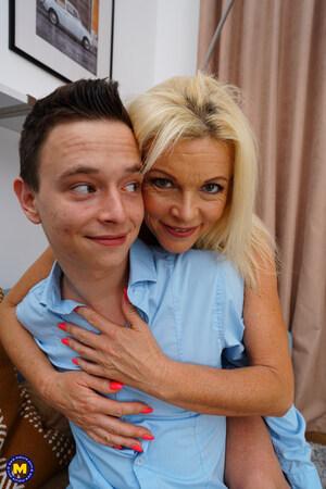 Original 1707 px/ 2560 px