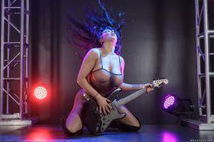 Original 2495 px/ 1663 px