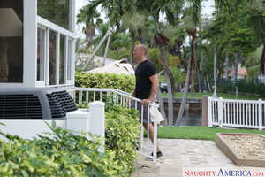 Original 2500 px/ 1667 px