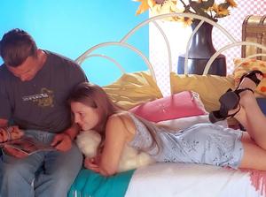 Original 1067 px/ 794 px