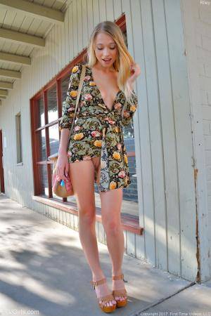 Original 852 px/ 1280 px