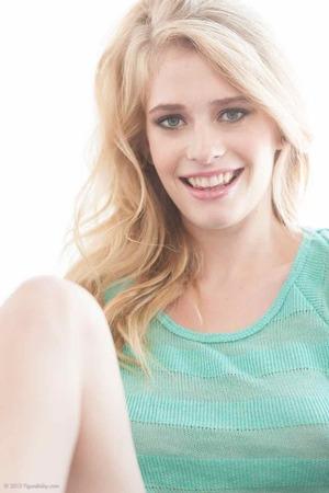 #FigureBody Allie James