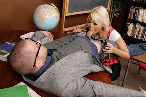 Original 2500 px/ 1666 px