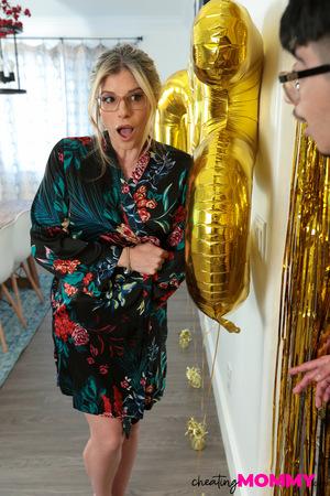 Original 4000 px/ 6000 px