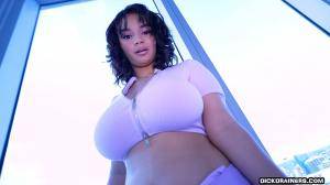 Original 1600 px/ 900 px