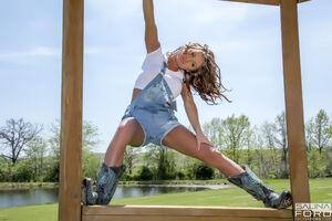 Original 1600 px/ 1067 px