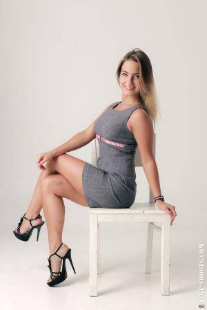 Original 854 px/ 1280 px