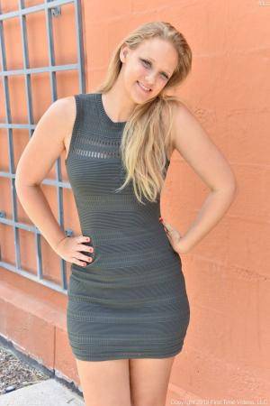 Original 852 px/ 1280 px