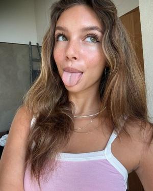 Original 1440 px/ 1800 px