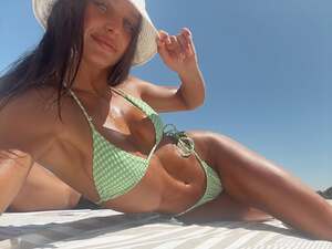 Original 1080 px/ 810 px