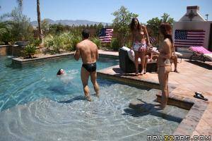 Original 900 px/ 600 px