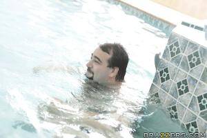 Original 900 px/ 600 px