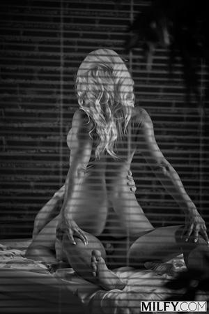 Original 2000 px/ 3000 px