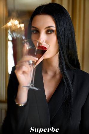 Original 2560 px/ 3840 px