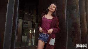 Original 3265 px/ 1837 px