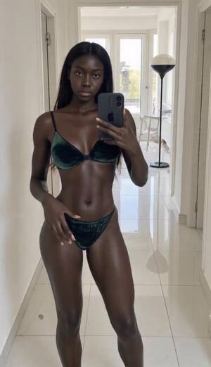 Original 828 px/ 1440 px