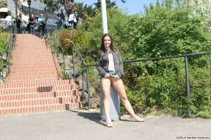 Original 1280 px/ 853 px