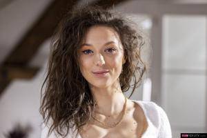 Original 2159 px/ 1440 px