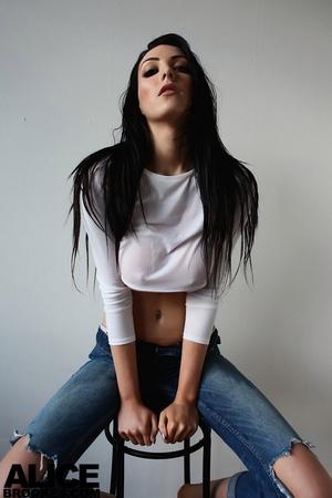 Original 749 px/ 1123 px