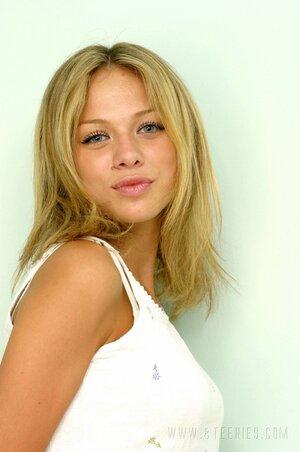 Original 952 px/ 1434 px