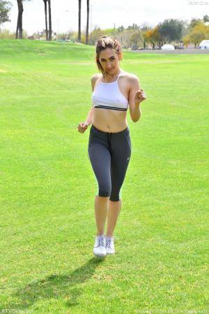 Original 852 px/ 1280 px