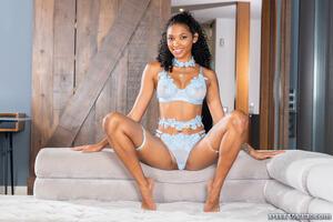 Original 1600 px/ 1067 px