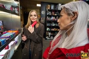 Original 4090 px/ 2727 px