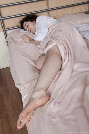 #WeAreHairy Tamar Peach Sheets Blue Panties