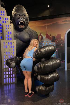 Original 2000 px/ 3000 px