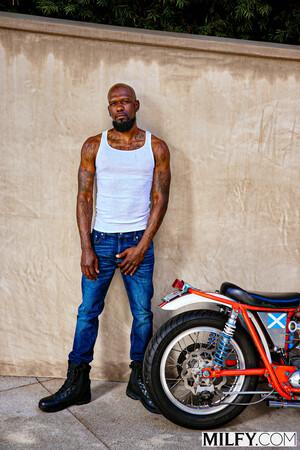 Original 2000 px/ 2999 px