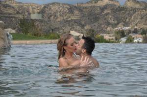 Original 2499 px/ 1663 px