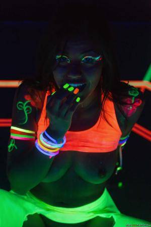 Original 1663 px/ 2495 px