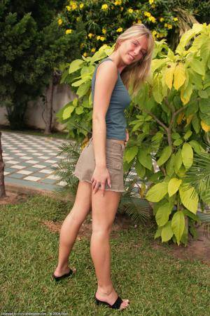 Original 682 px/ 1024 px