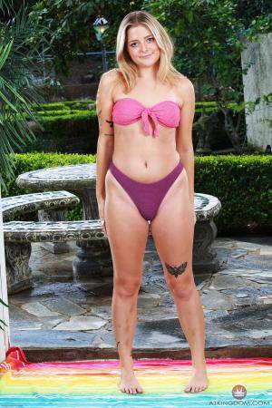 Original 2000 px/ 3000 px