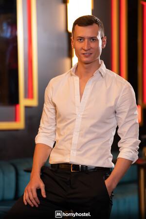 Original 2565 px/ 3840 px