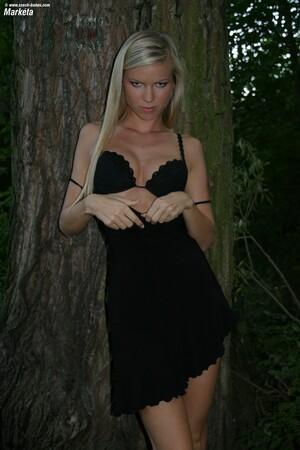 Original 1067 px/ 1600 px