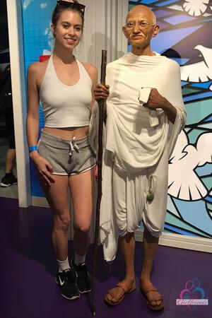 Original 2000 px/ 3000 px