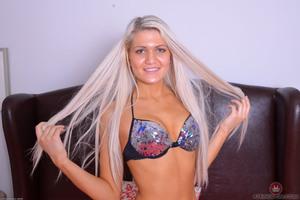 Original 3000 px/ 2000 px