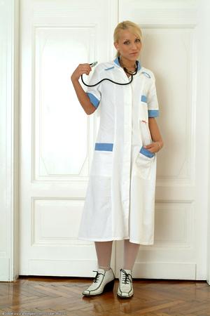 Original 682 px/ 1024 px