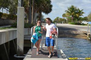 Original 3840 px/ 2564 px