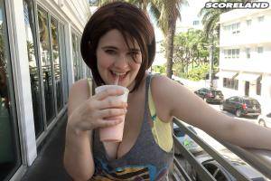 Original 1600 px/ 1067 px