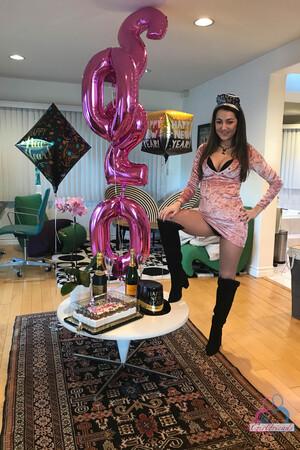 Original 2000 px/ 3000 px