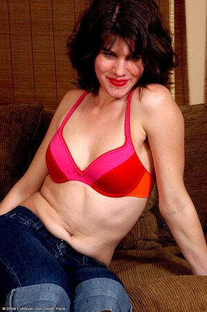 Original 681 px/ 1024 px