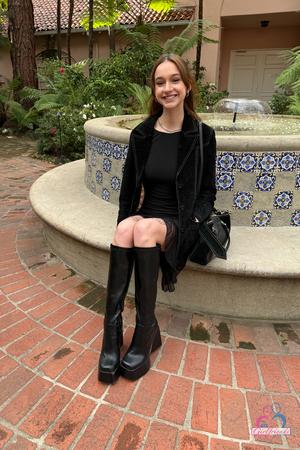 Original 2000 px/ 3000 px