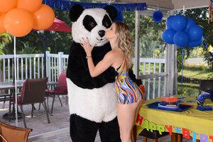 Original 2998 px/ 2001 px