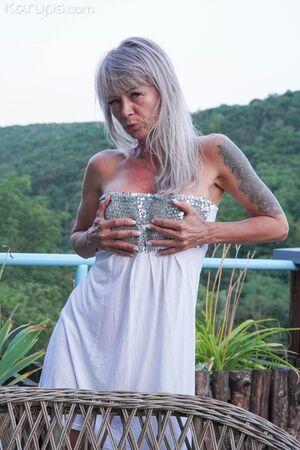 Original 2000 px/ 3000 px