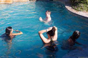 Original 2495 px/ 1663 px