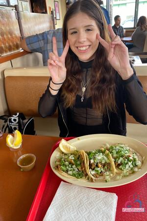 Original 2000 px/ 3000 px