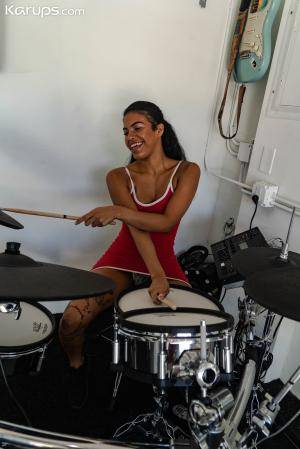 Original 1334 px/ 2000 px